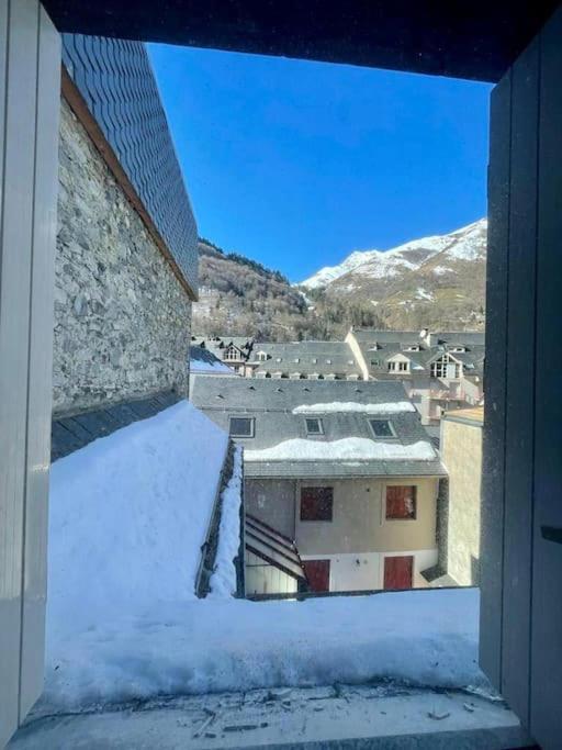A 50M Du Centre & Des Telecabines, Nid Douillet Cauterets Exterior photo